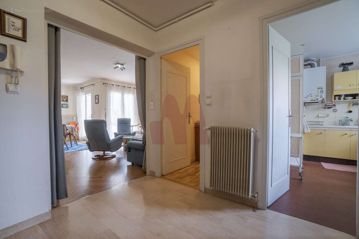 Appartement à BRON