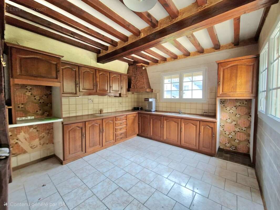 Maison à MENNEVAL