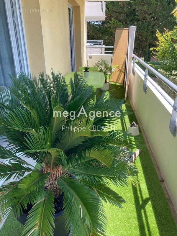 Appartement à SAINT-JEAN-D'ANGELY