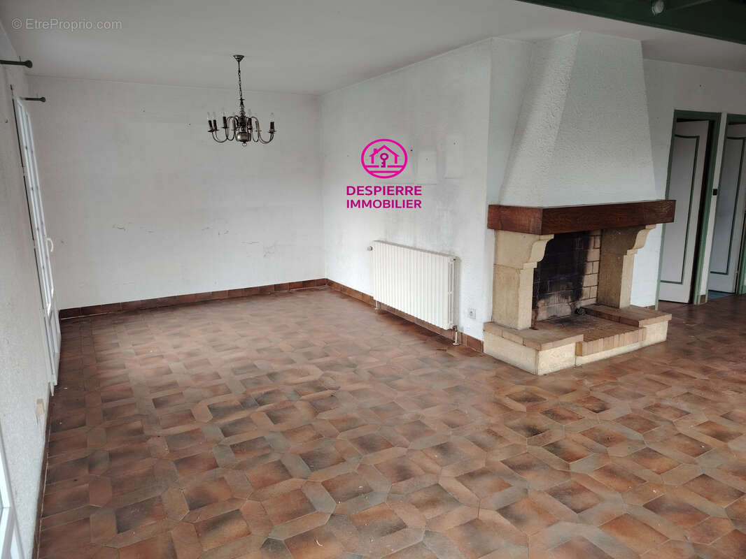 Maison à ROUSSILLON