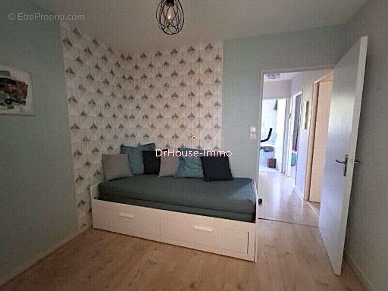 Maison 98 m² à Cornas  - photo 15