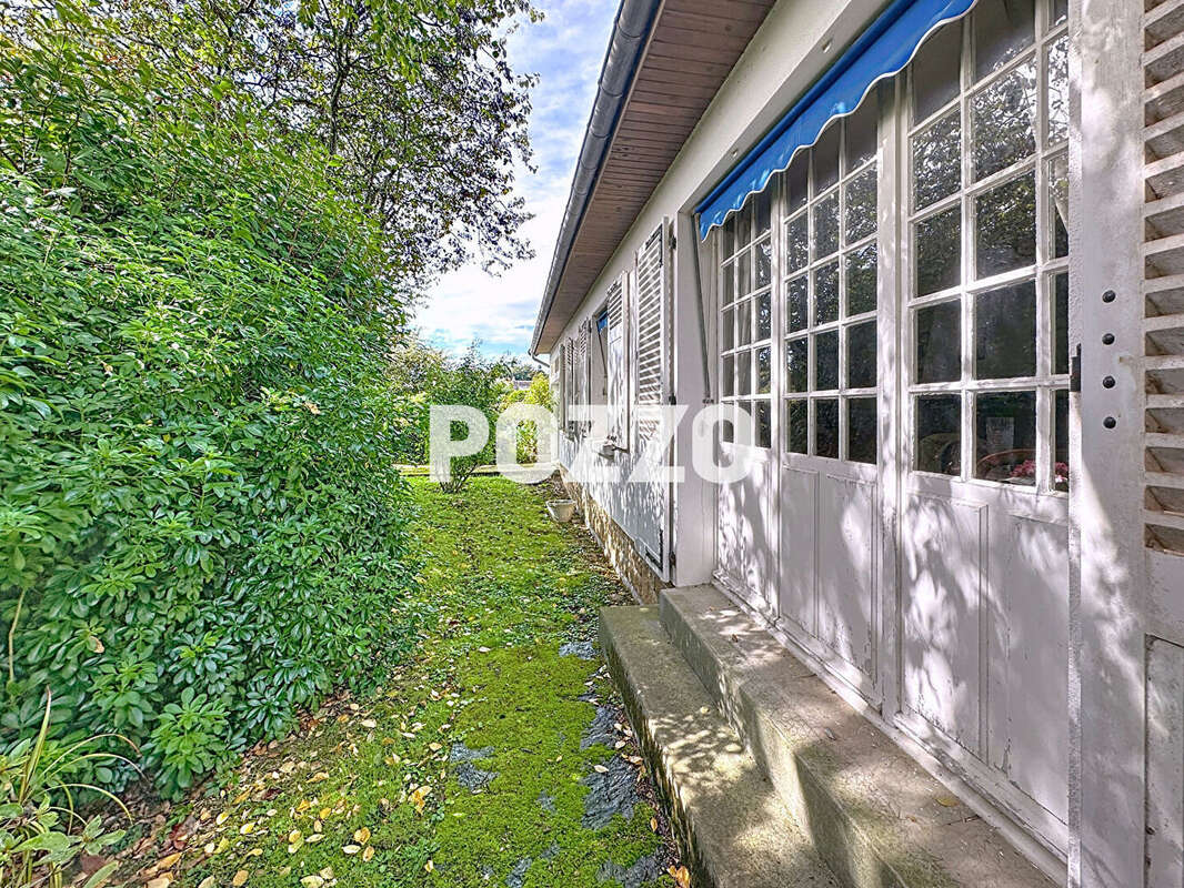 Maison à LE VAL-SAINT-PERE