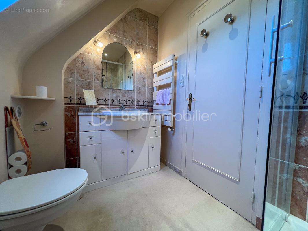 Maison à GRAND-CHAMP