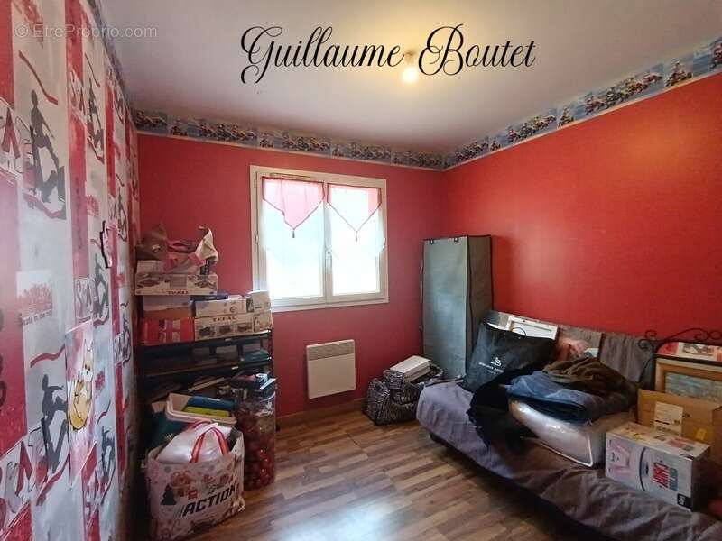 Maison à vendre 6 pièces SAINT SEURIN DE BOURG (33) - photo 6
