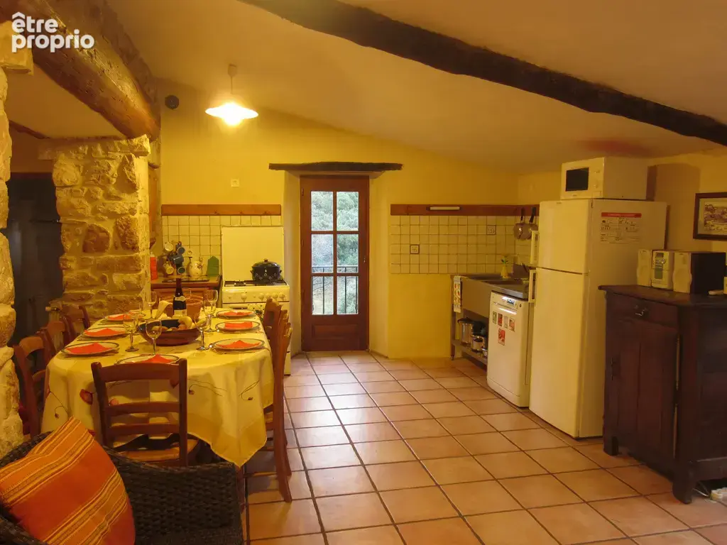 MAS DE 847 m2 sur 20 hectares. - photo 19
