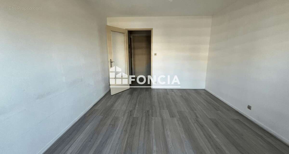 Appartement à AMBILLY