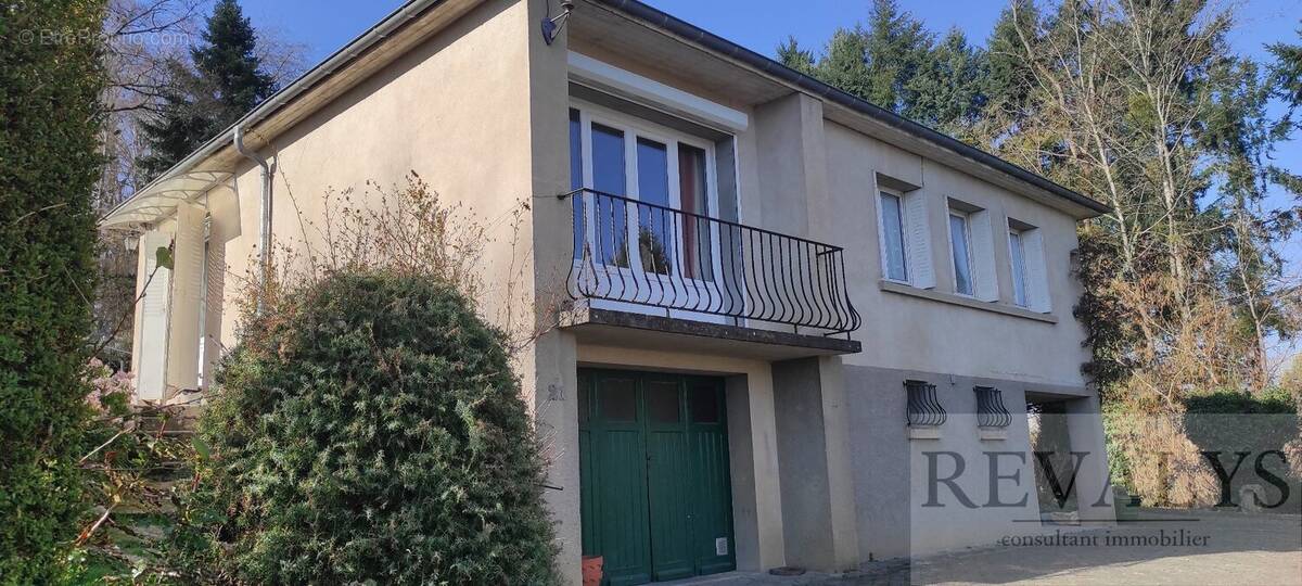 Maison à AUTUN