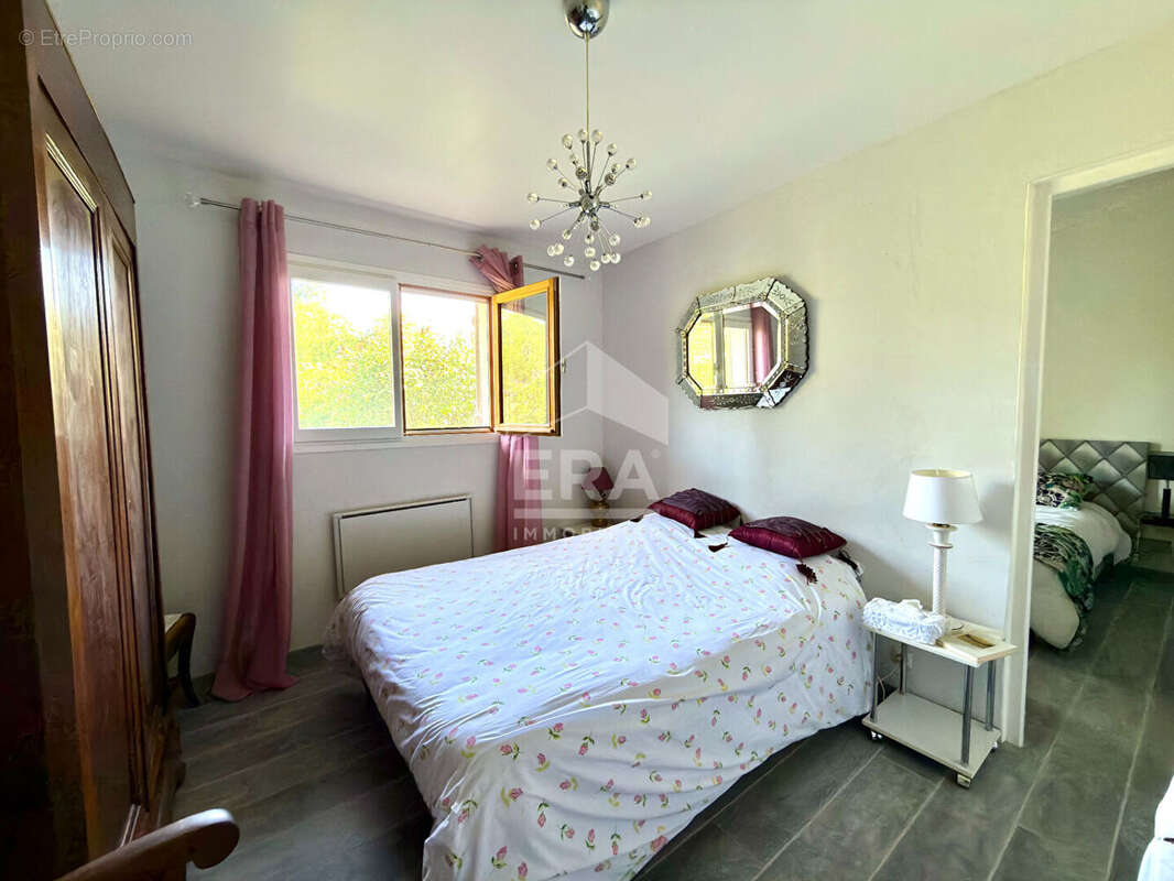 Maison à EGREVILLE
