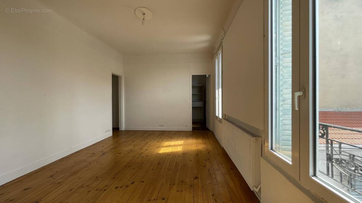 Appartement à CHAMPIGNY-SUR-MARNE
