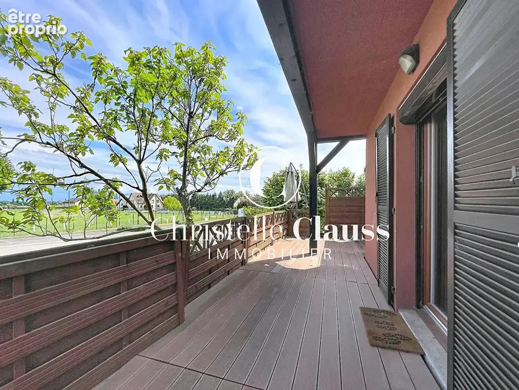 Maison familiale  avec jardin et double garage - photo 9