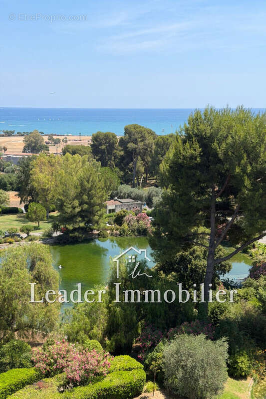 Appartement 74 m² à Cagnes-Sur-Mer  - photo 2