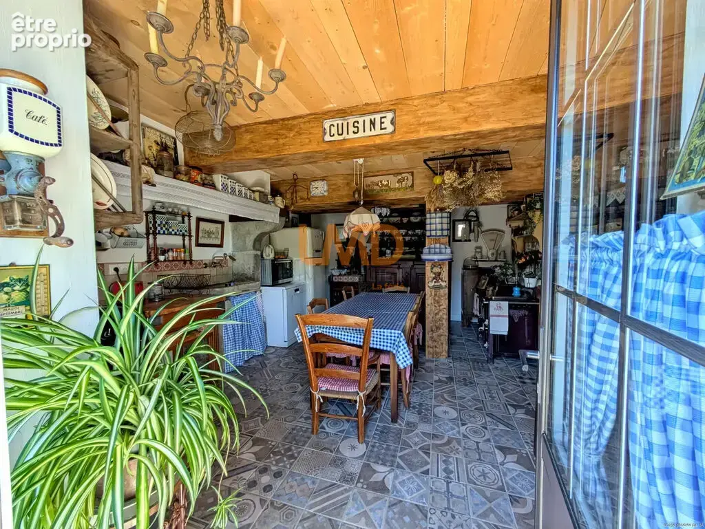 Maison en pierre 7 pièces 150m2, piscine, jardin - photo 13