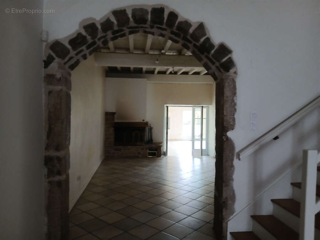 Maison à MILLERY