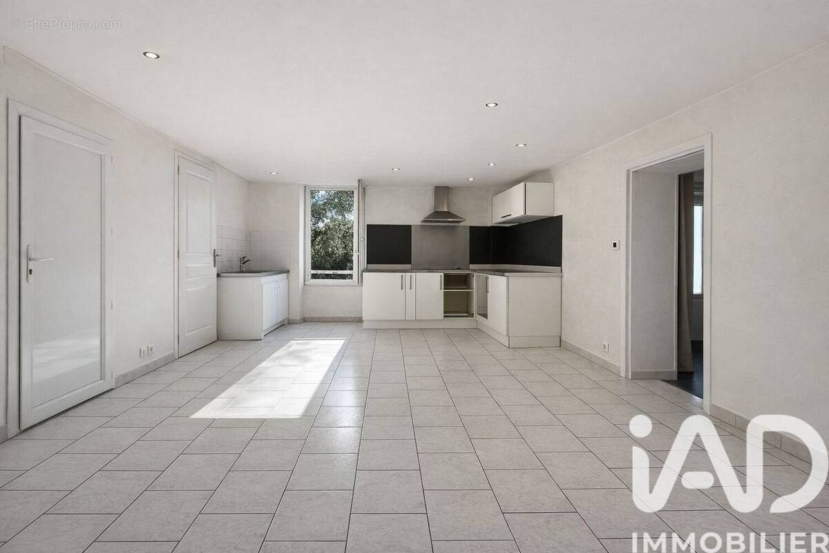 Photo 1 - Appartement à GEMENOS