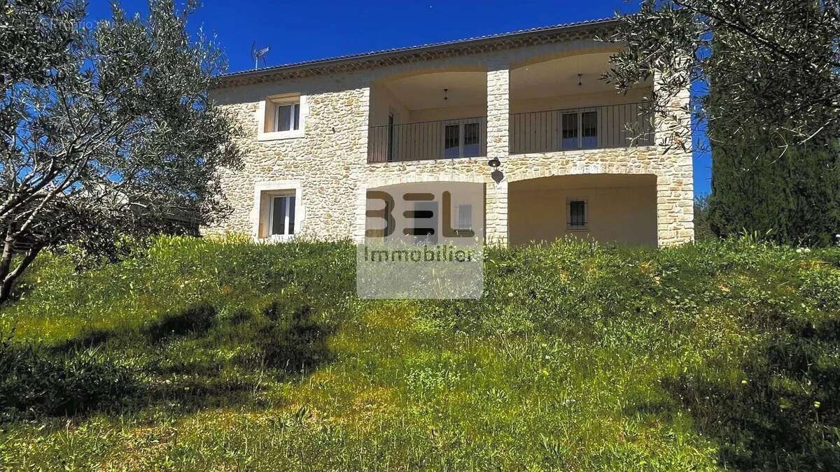 Maison à UZES