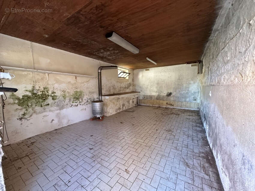 Maison à SAINT-GERVAIS-D'AUVERGNE