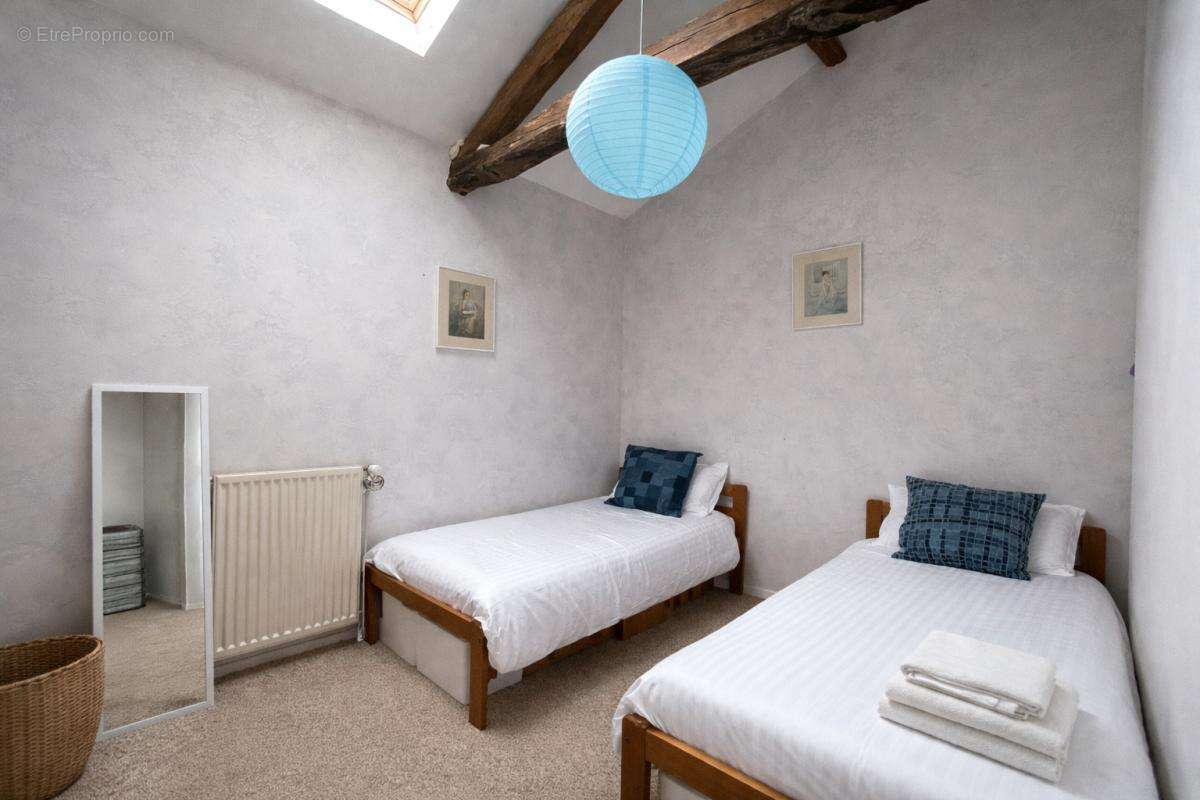 Maison à AVAILLES-LIMOUZINE