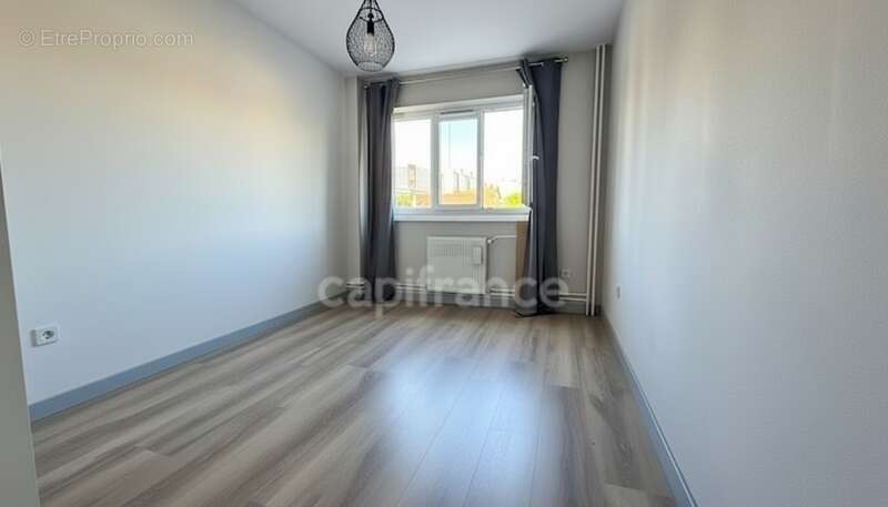 Beau 3 pièces - 66 m²- lumineux avec balcon, cave et proche RER D et métro – MAISONS ALFORT (94) - photo 10
