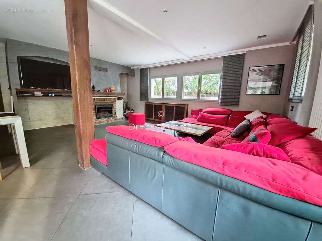 Maison 155 m² à Saint-Cyr-Sous-Dourdan  - photo 29