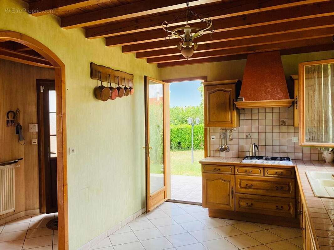 Maison à SAINT-GEORGES-D'ESPERANCHE