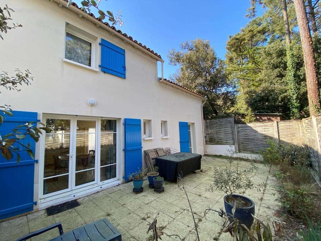 Maison à LES MATHES