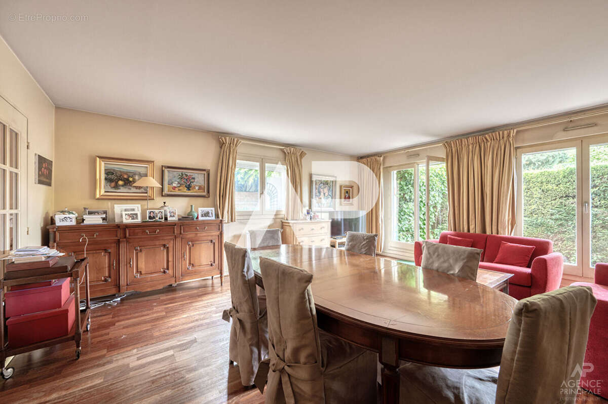 Appartement à RUEIL-MALMAISON