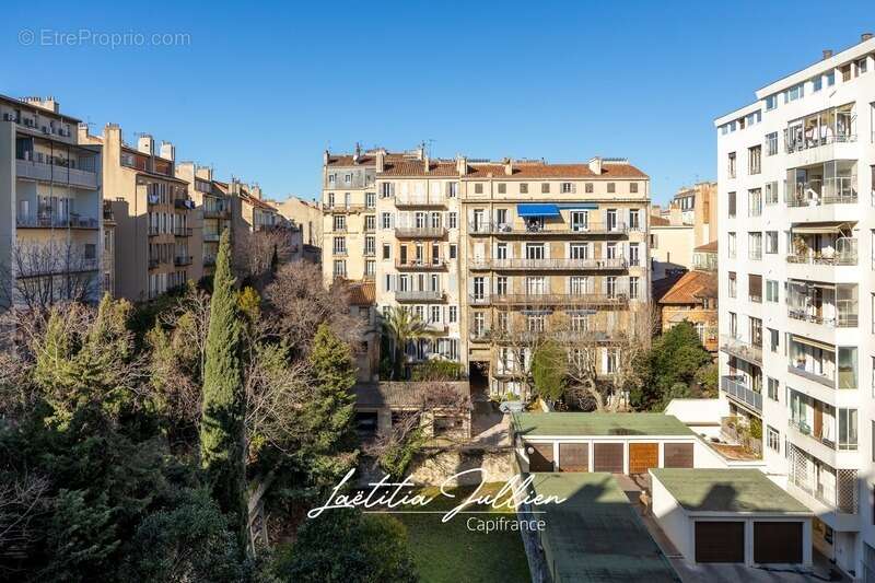 Appartement haussmannien 184.77 m² – 7 pièces – Intégralité du palier – Marseille 8ᵉ - PERIER - photo 18
