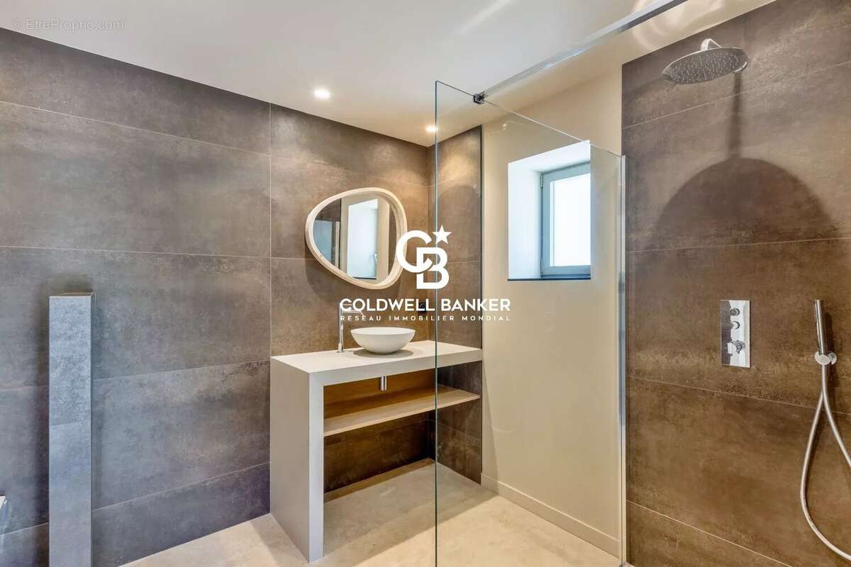 Maison à CAVALAIRE-SUR-MER