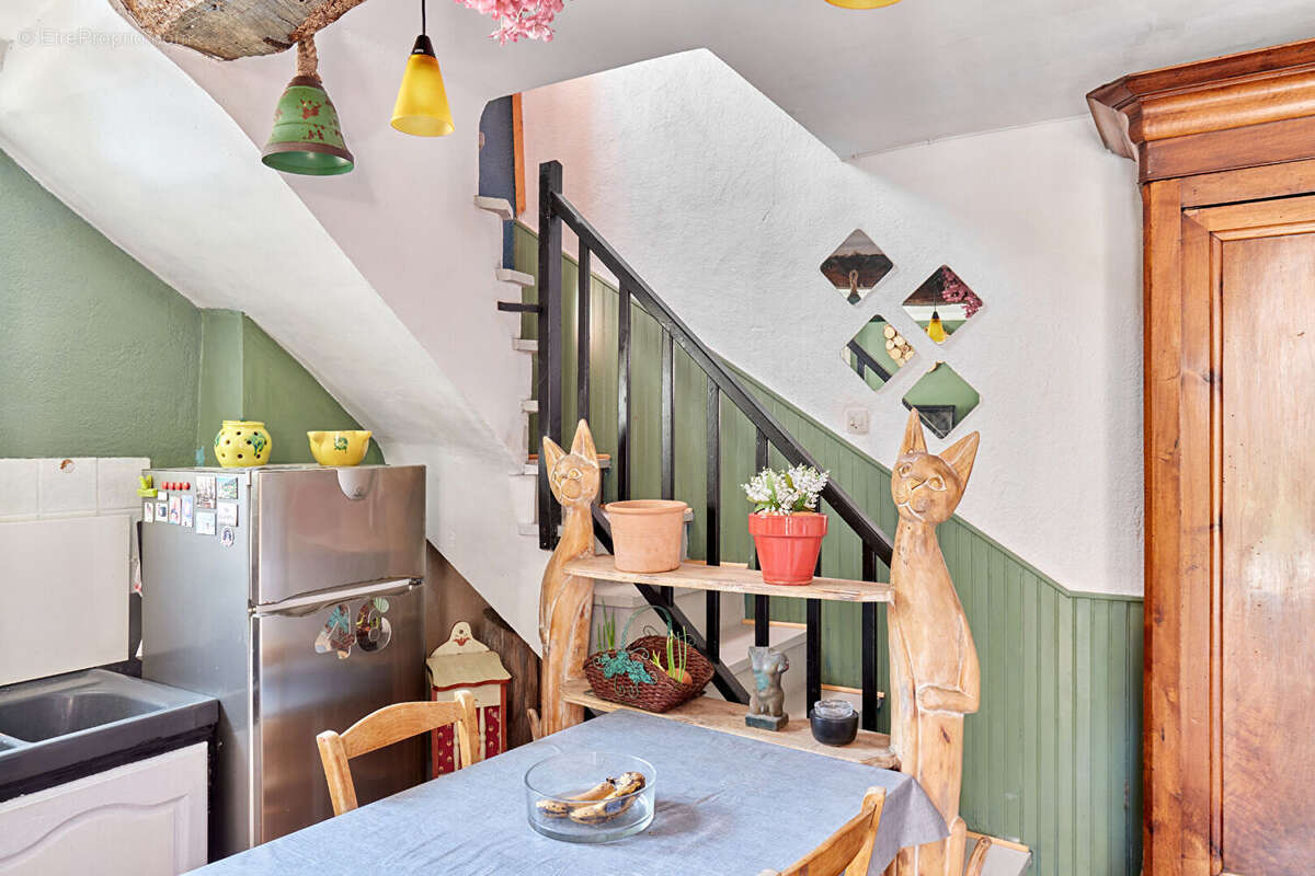 Maison à SAINT-CANNAT