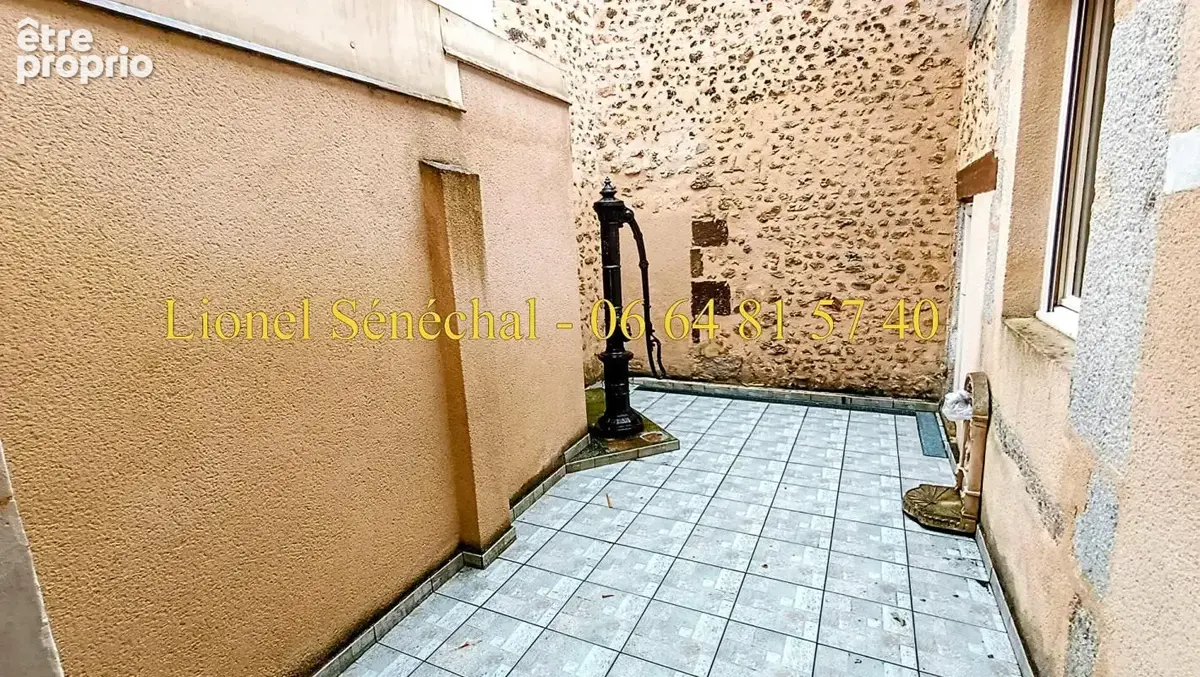 Maison de ville atypique avec ses superbes façades extérieures en pierre de 118 m2 habitables (160 m2 au sol) - photo 14