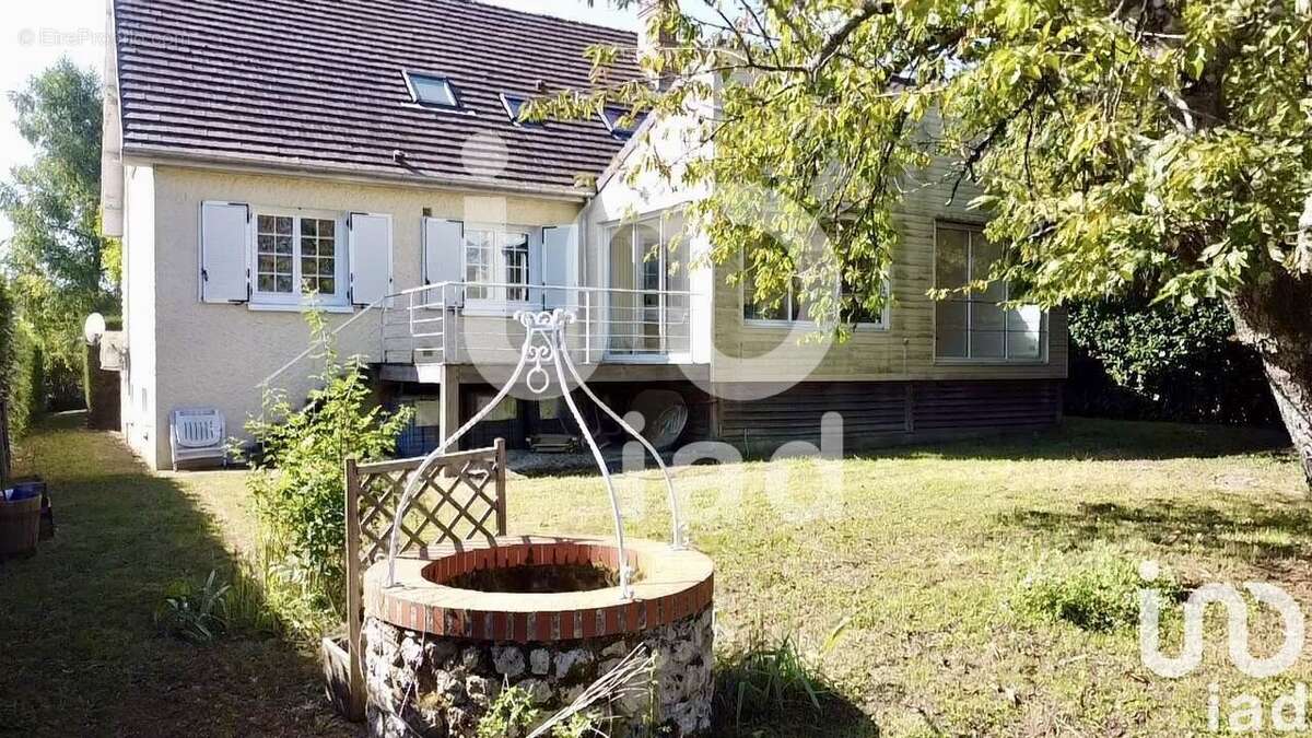 Photo 8 - Maison à SAINT-JEAN-DE-BRAYE