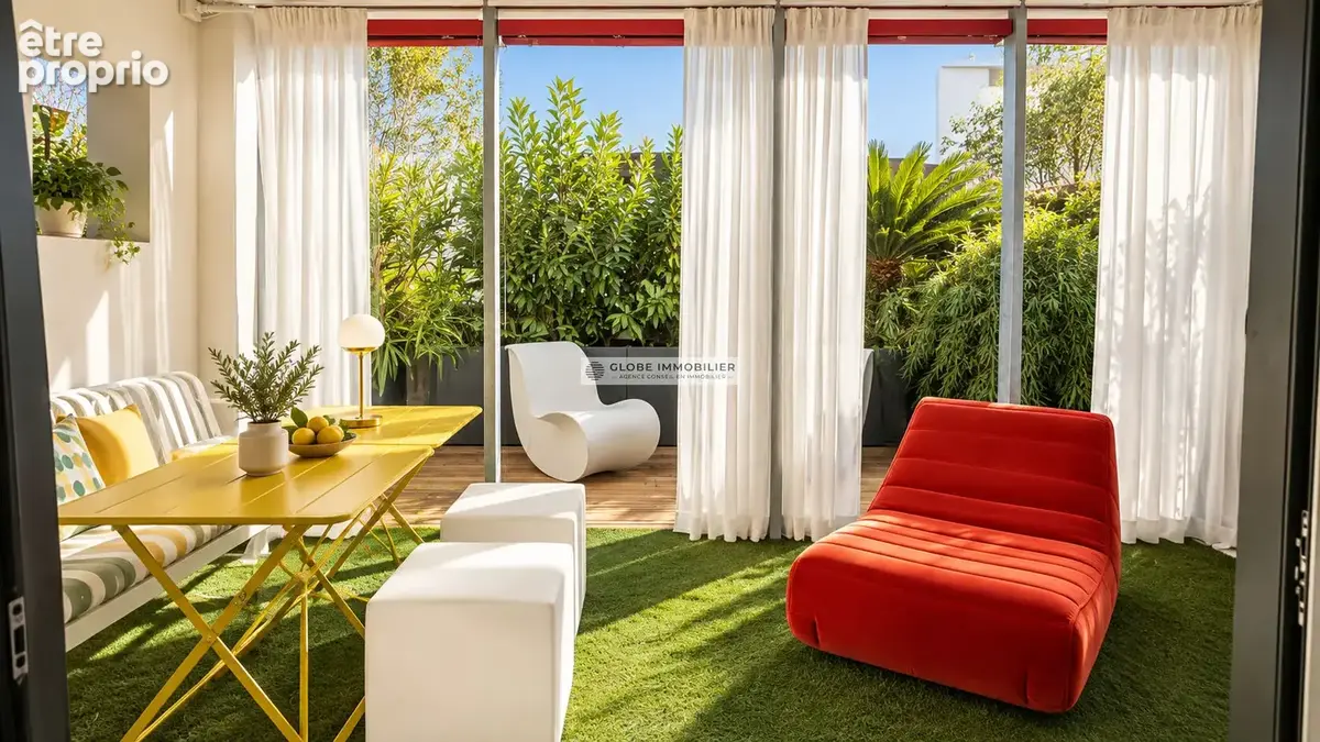 Biarritz  - t3 de 63,45 m² avec belle terrasse de 39 m² et parking - photo 3