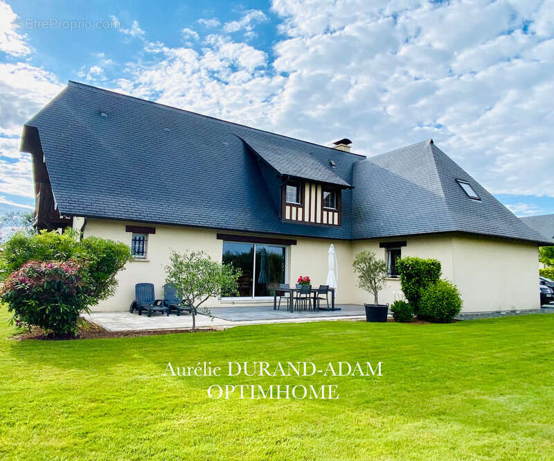 Maison à PONT-L&#039;EVEQUE