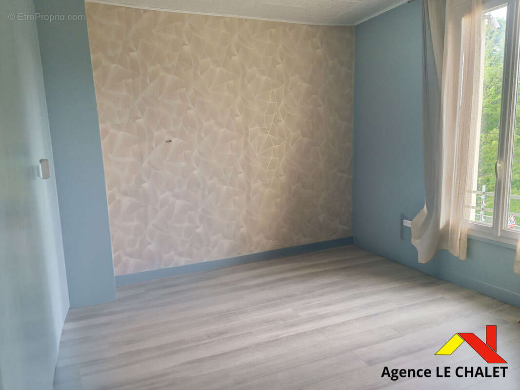 Maison à VILLENEUVE-LE-ROI