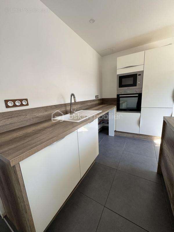 34500 beziers crouzette - villa plain pied 66m2 - 2 faces - rénovée - terrasse avant - jardinet arrière - photo 7
