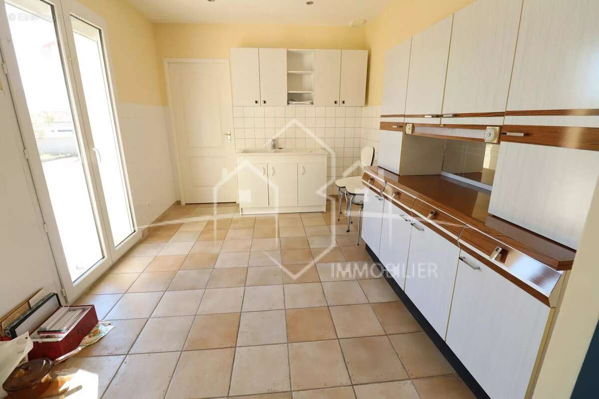 Maison à MOISSIEU-SUR-DOLON