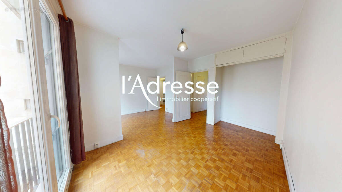 Appartement à PARIS-12E