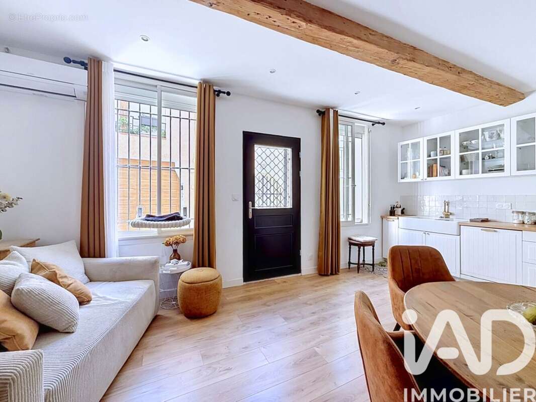 Maison 115 m² à Fourques  - photo 2