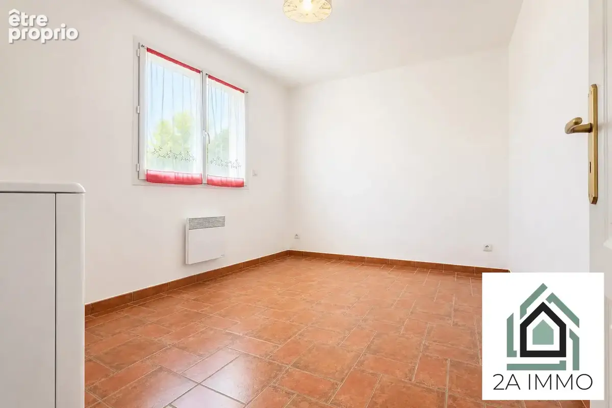 Maison 5 pièces 100 m² à vendre à Saint-Pierre-Roche (63210) - photo 7