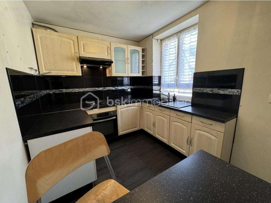 Maison à SAINT-GERMAIN-LES-CORBEIL