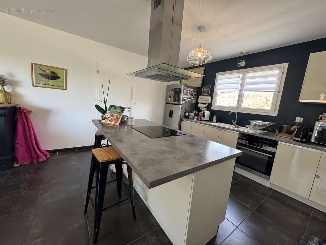 Maison 98 m² à Hagetmau  - photo 3