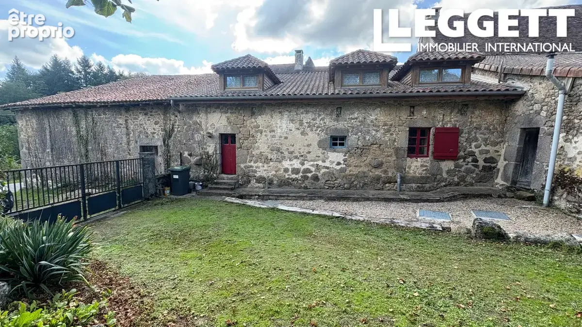 Une belle maison familiale en pierre de 2/3 chambres avec des caractéristiques originales et un gîte avec 2 ch - photo 1