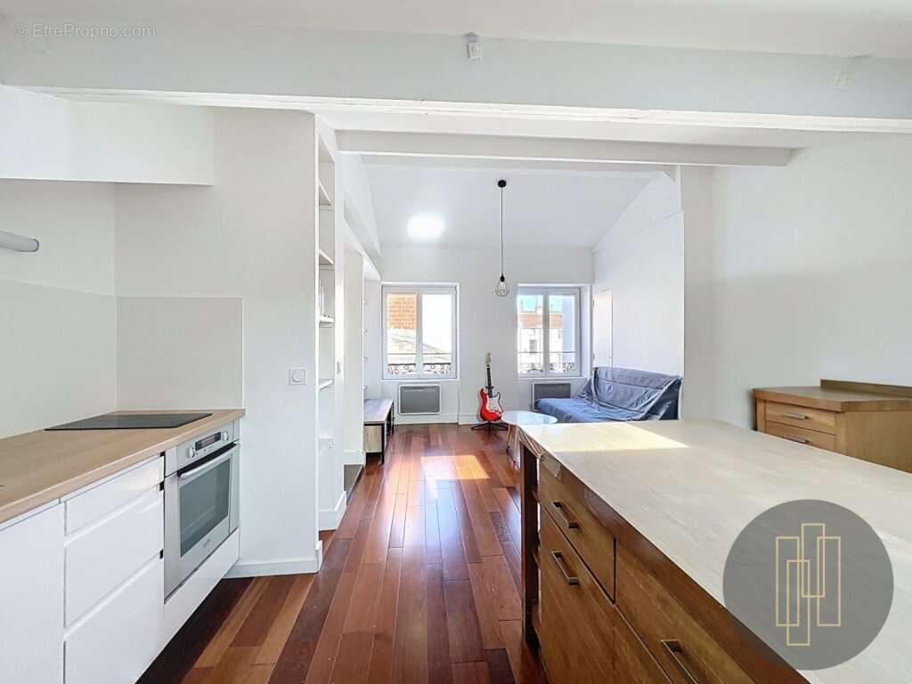 Appartement à LYON-6E