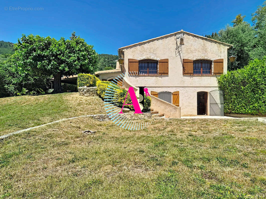 Maison à PEYMEINADE