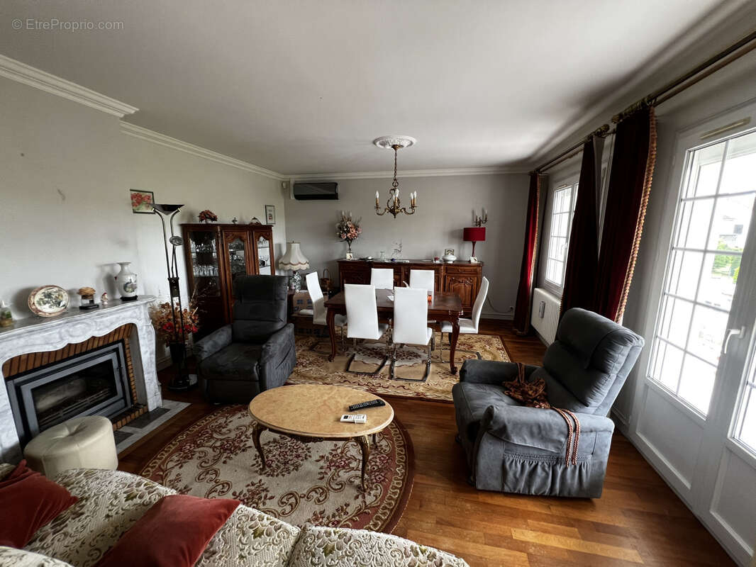 Maison à CHATELLERAULT