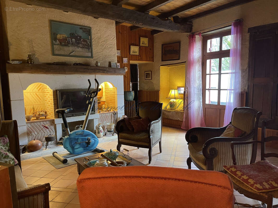 Maison à SAINT-JEAN-D'ATAUX
