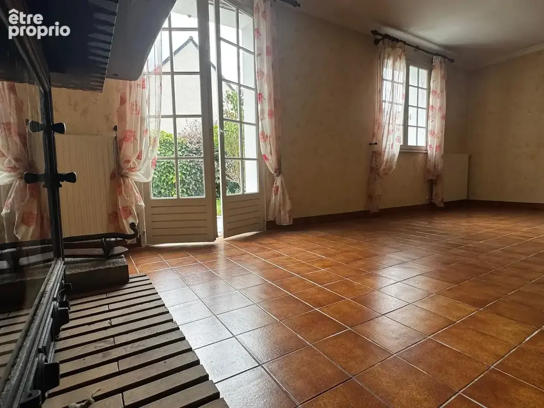 Maison de plain-pied au ROUILLEN - photo 4
