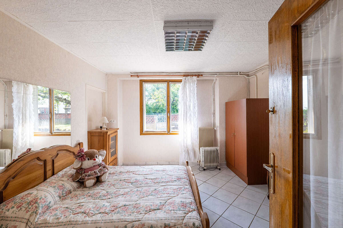 Maison à CHATEAUGAY