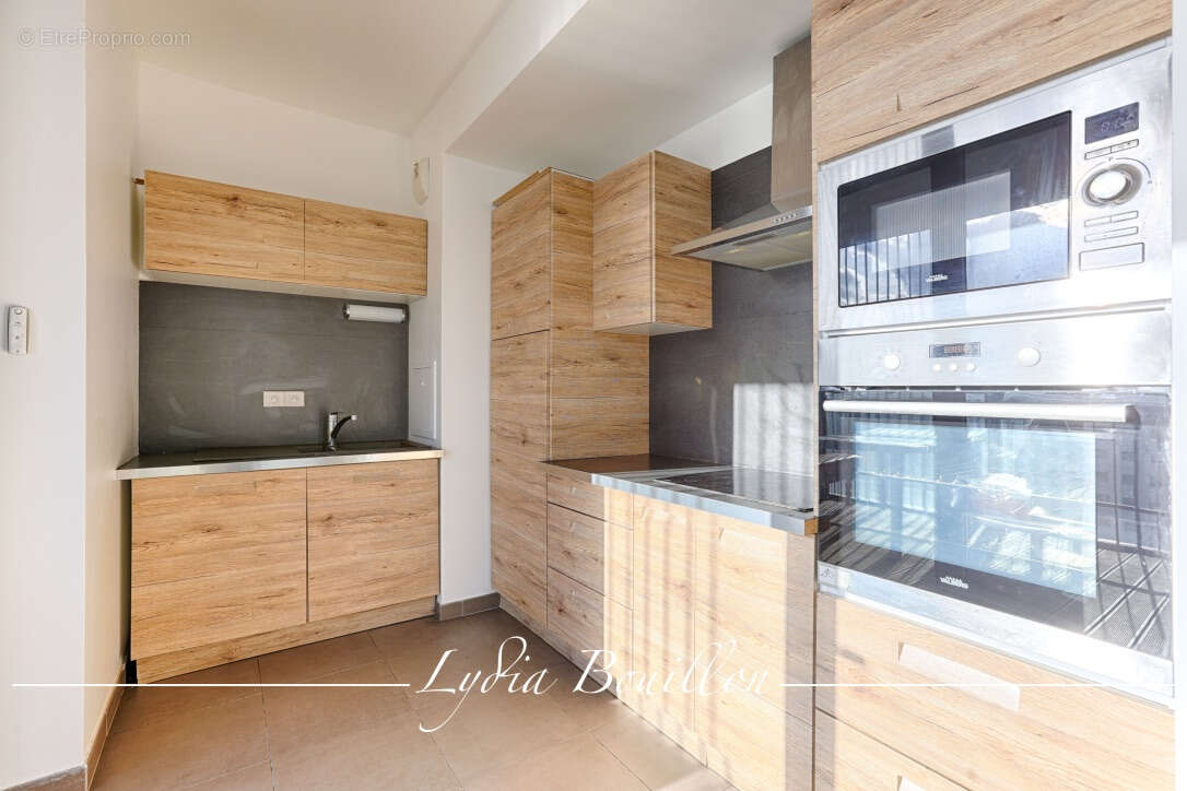 Appartement à NANTERRE