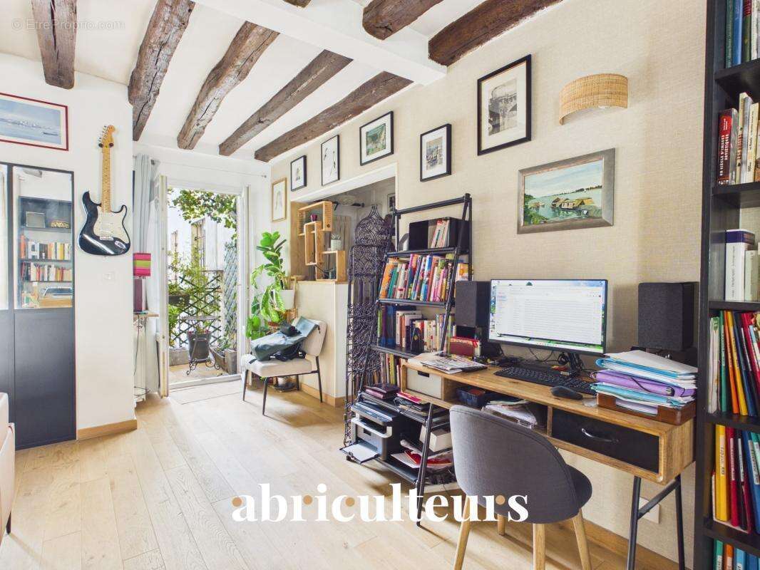 Appartement à PARIS-11E